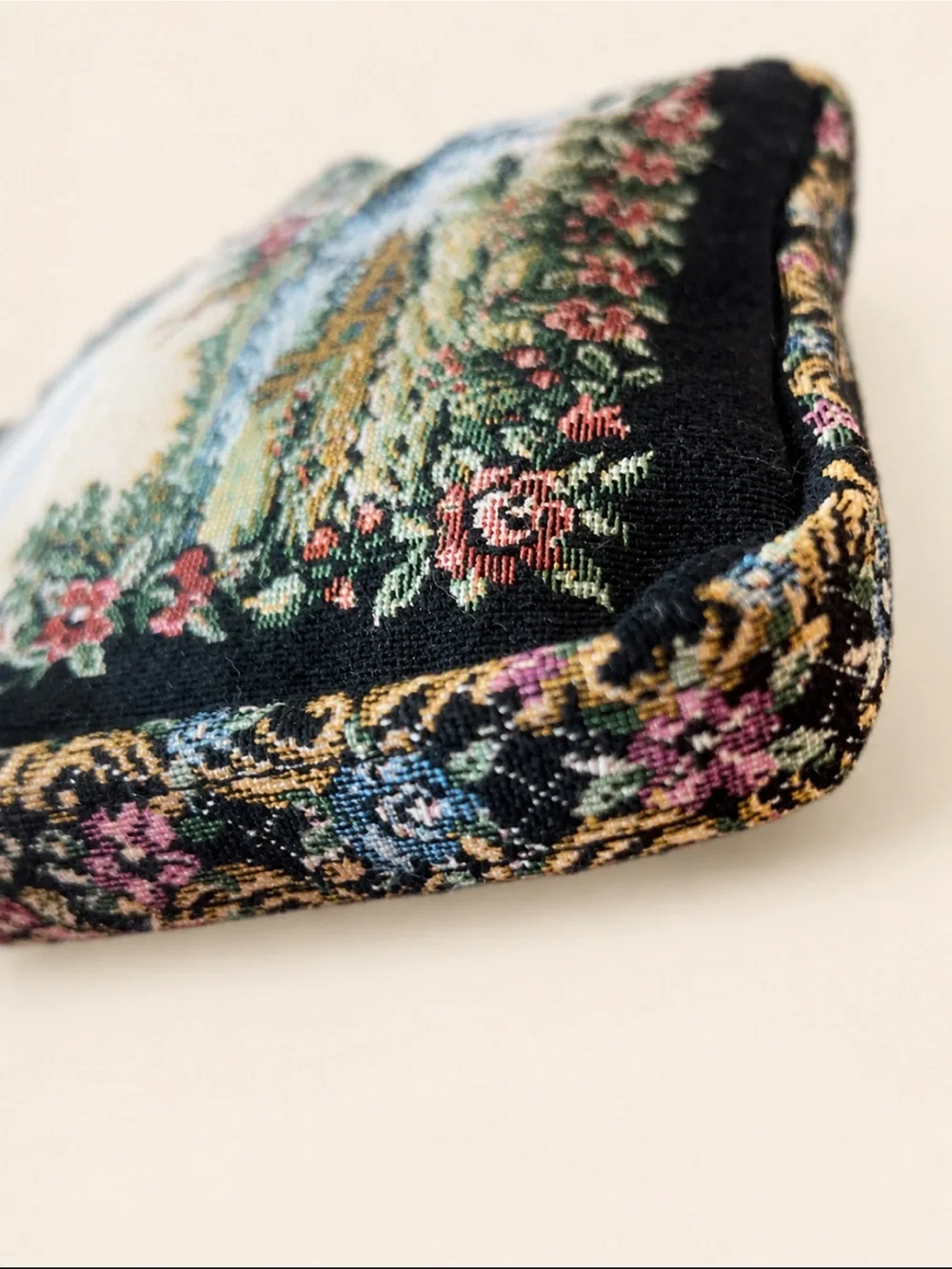 French Tapestry Windmill Mosaic Kisslock CLUTCH EUC